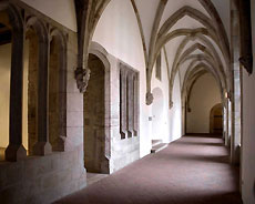 Gotik des 13. Jahrhunderts im Kreuzgang - Ostflügel